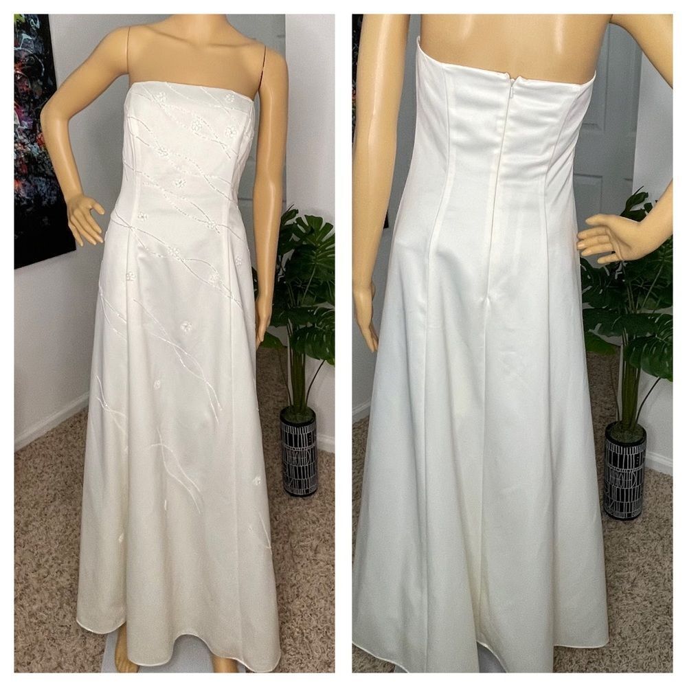 Niki by Niki Livas Strapless Formal Floor Length Dress Off White Size 10
